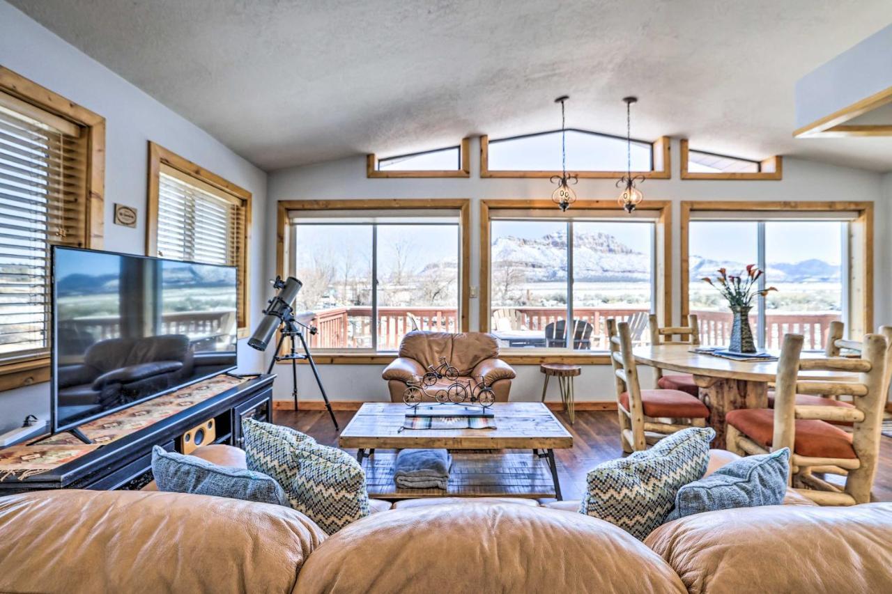 Stunning Utah Home About 30 Mi To Zion Natl Park Apple Valley Exterior photo